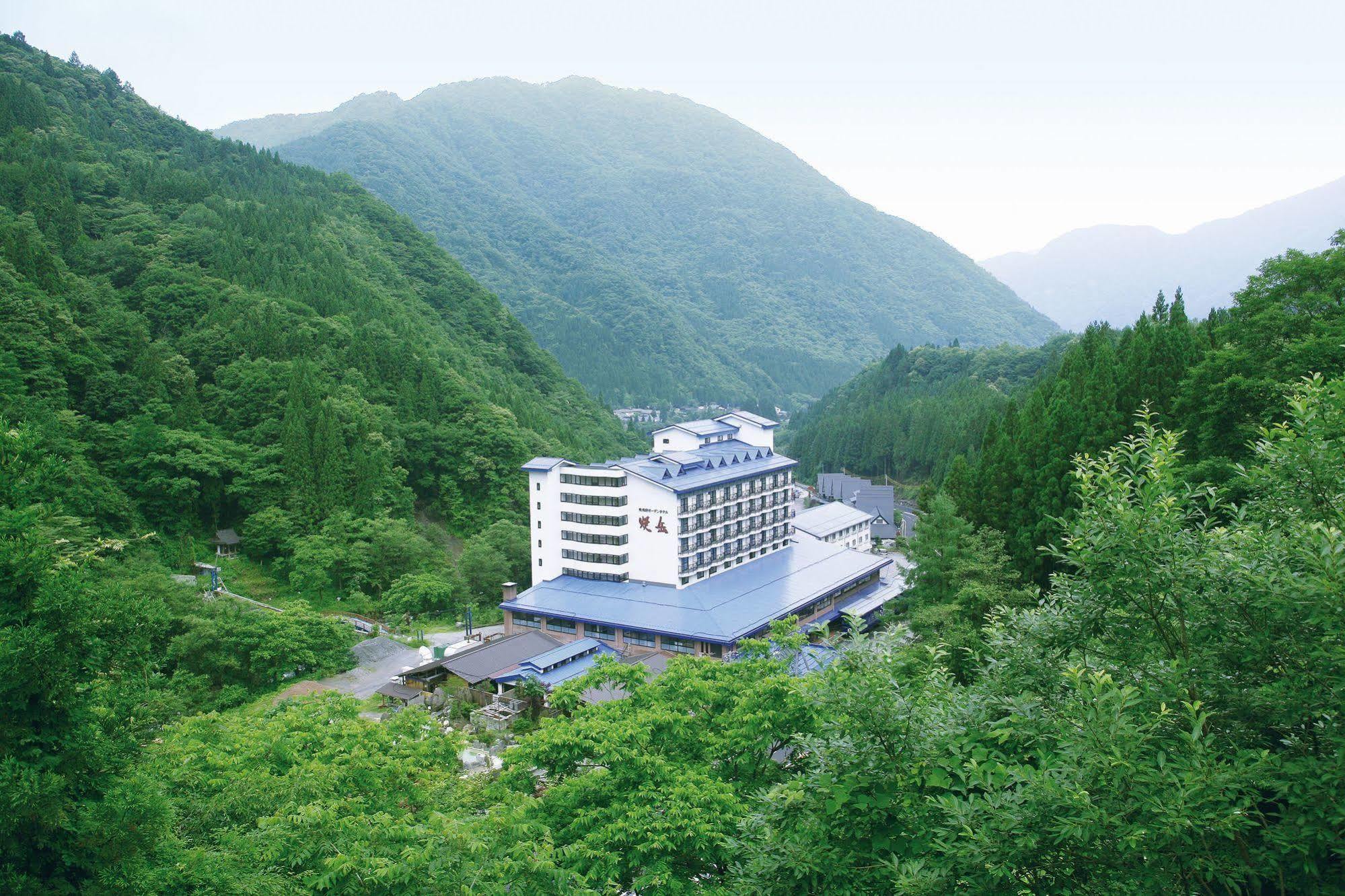 Okuhida Garden Hotel Yakedake Такаяма Экстерьер фото